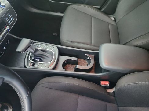 Used 2025 Hyundai Kona SEL AWD/4WD image 31