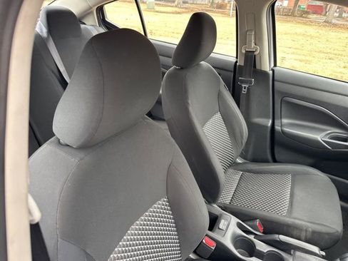 Used 2022 Nissan Versa S image 24