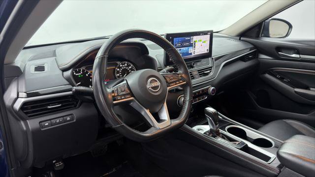 Used 2023 Nissan Altima 2.5 SR w/ SR Premium Package FWD image 24