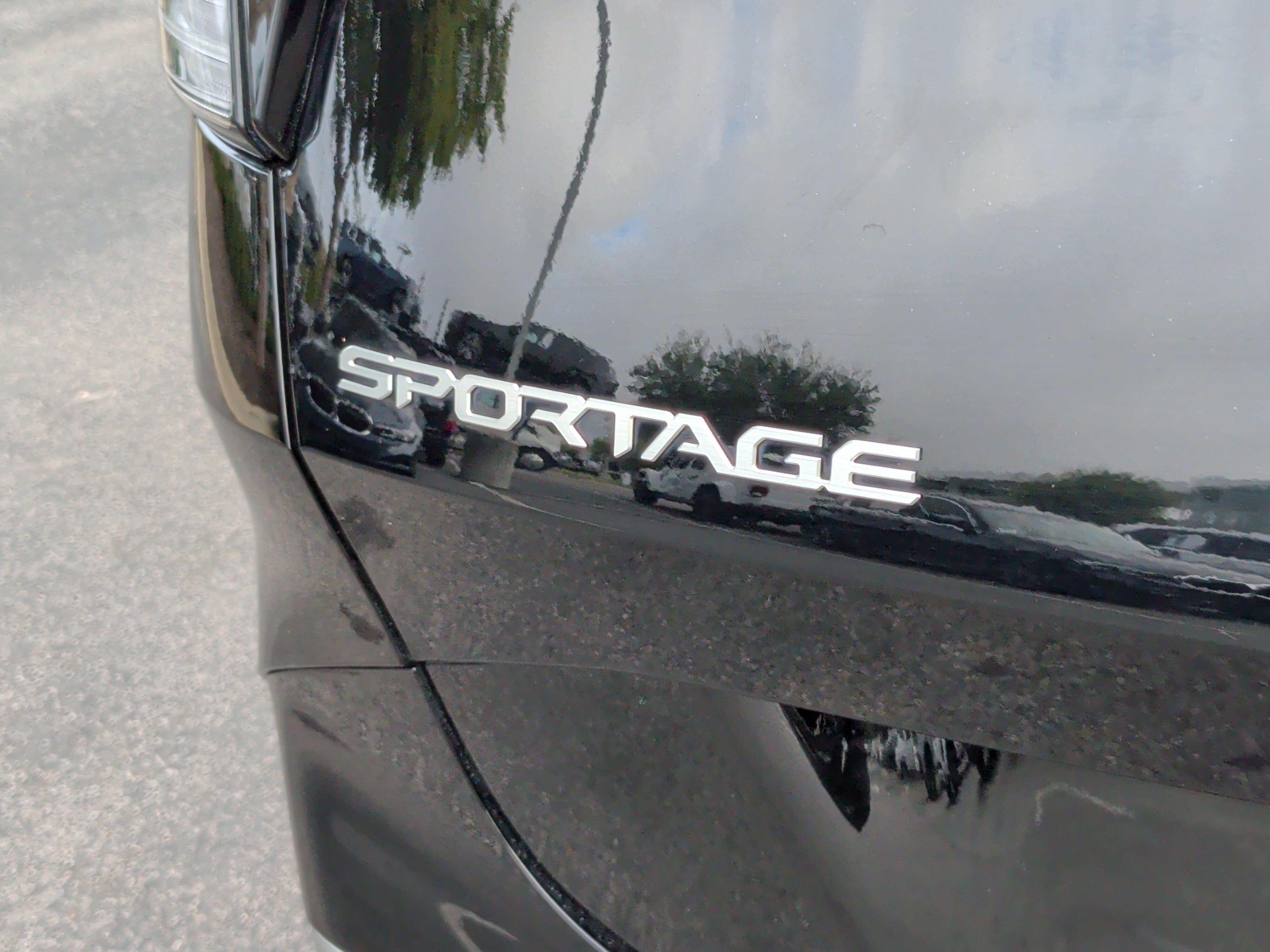 Used 2023 Kia Sportage SX AWD/4WD image 11