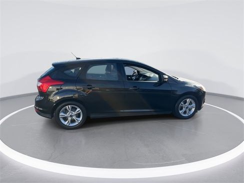 Used 2014 Ford Focus SE image 9