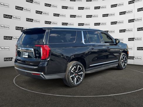 Used 2022 GMC Yukon XL SLT w/ Max Trailering Package AWD/4WD image 6