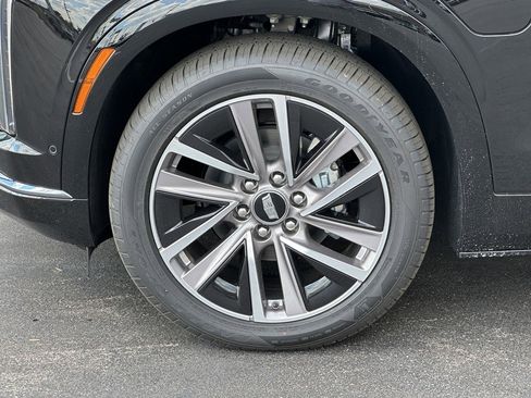 New 2026 Cadillac Vistiq Sport image 5