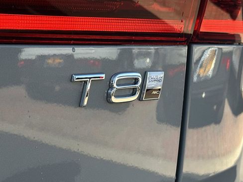 New 2026 Volvo XC60 T8 Ultra w/ Protection Package Premier image 22