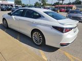 Certified 2023 Lexus ES 300h w/ Luxury Package image 5