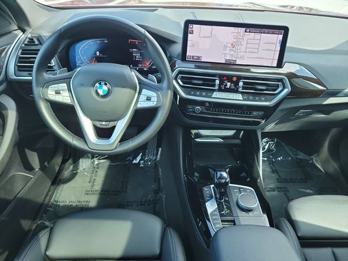 Used 2025 BMW X4 xDrive30i AWD/4WD image 18