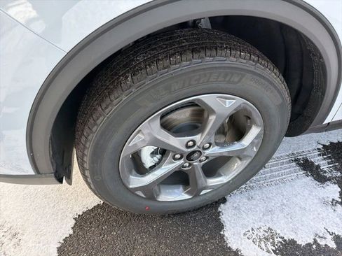 New 2026 Ford Escape ST-Line w/ Cold Weather Package image 7