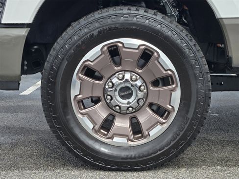 Used 2026 Ford F250 King Ranch w/ FX4 Off-Road Package image 10