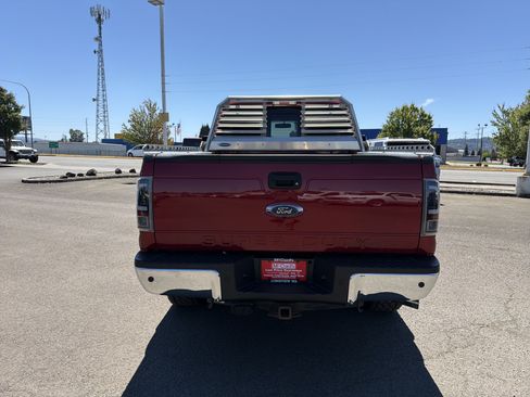 Used 2015 Ford F250 Lariat w/ Chrome Package AWD/4WD image 4