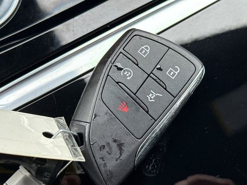 Used 2024 Chevrolet Traverse RS w/ LPO, Floor Liner Package image 39