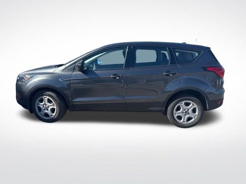 Used 2019 Ford Escape S image 2