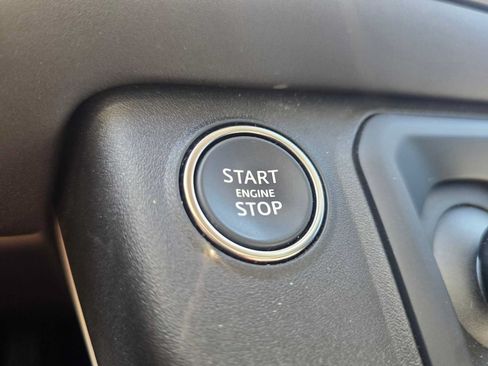 Used 2025 Land Rover Defender 110 S AWD/4WD image 29