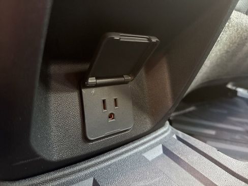 New 2026 GMC Canyon Denali image 50