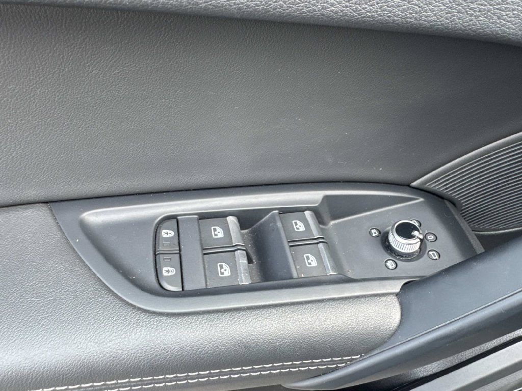 Used 2024 Audi Q5 2.0T Premium Plus AWD/4WD image 28