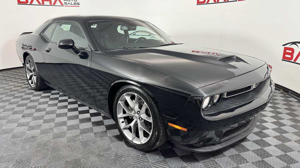 Used 2022 Dodge Challenger GT RWD image 9