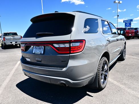 Used 2023 Dodge Durango GT w/ Blacktop Package AWD/4WD image 6
