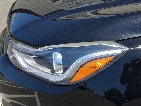 Used 2019 Chevrolet Trax LT w/ Redline Edition FWD image 28