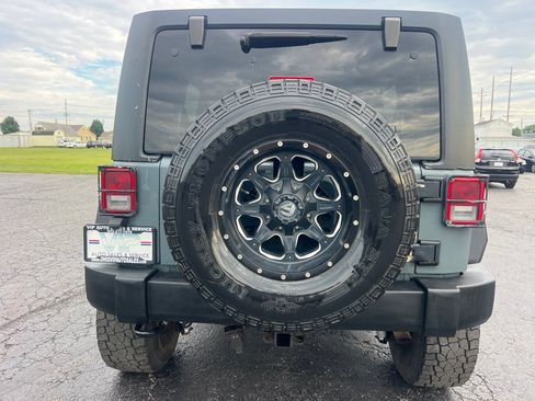 Used 2015 Jeep Wrangler Unlimited Sport w/ Power Convenience Group AWD/4WD image 6
