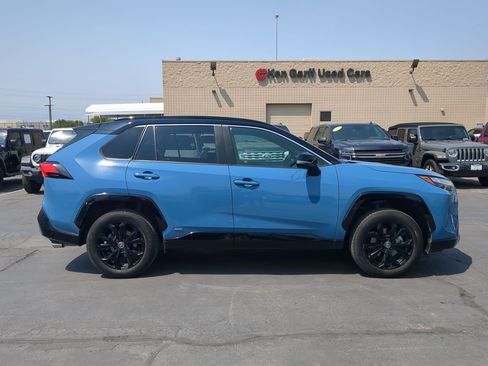 Used 2023 Toyota RAV4 XSE AWD/4WD image 2