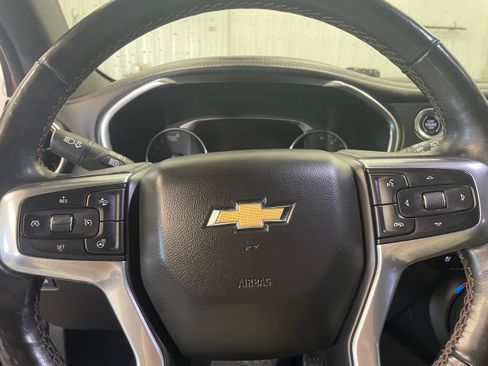 Used 2019 Chevrolet Blazer Premier w/ Sun and Wheels Package AWD/4WD image 16