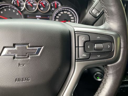 Used 2021 Chevrolet Silverado 1500 LT Trail Boss w/ Convenience Package II AWD/4WD image 21