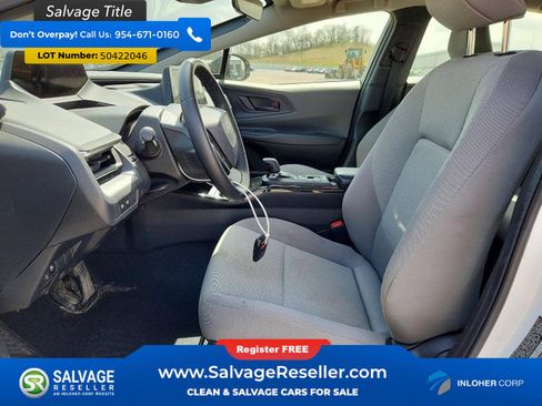 Used 2023 Toyota Prius LE image 9