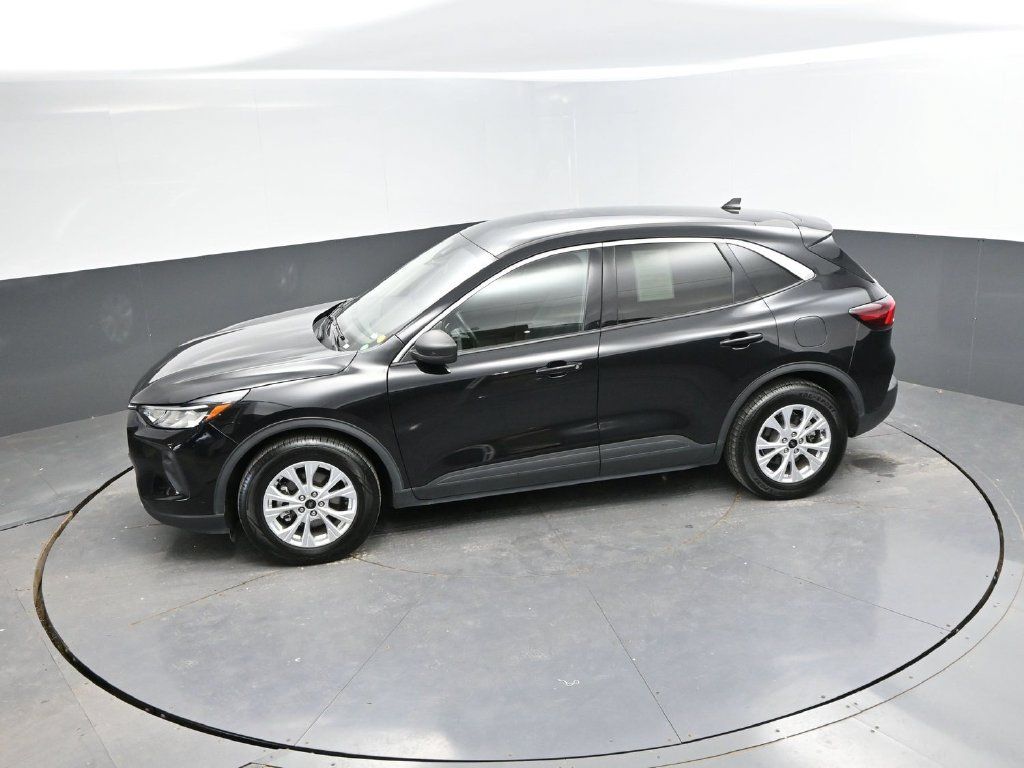 Used 2024 Ford Escape Active FWD image 27