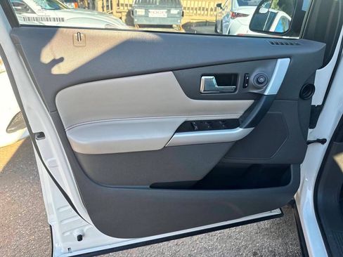 Used 2013 Ford Edge SEL FWD image 8