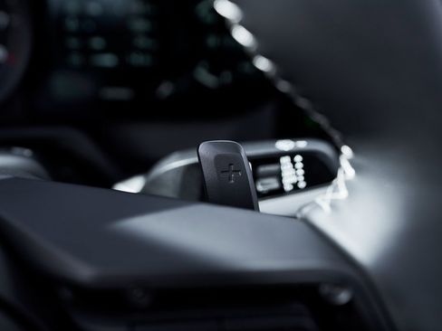 Used 2024 Porsche 911 Targa 4S w/ Premium Package image 49