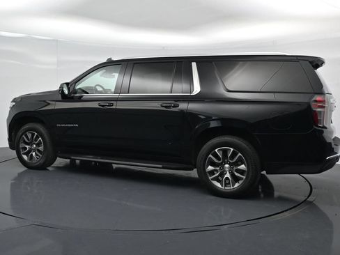 Used 2024 Chevrolet Suburban LT w/ LT Signature Plus Package RWD image 4