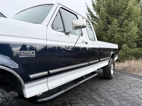 Used 1993 Ford F250 XLT 2dr 4WD Extended Cab LB HD image 60