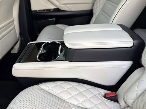 Used 2021 MAZDA CX-9 Signature image 17