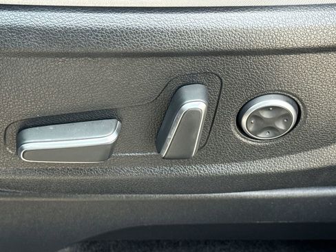 Used 2024 Hyundai Palisade SEL image 23