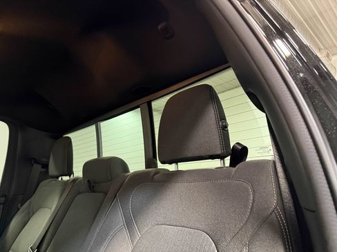 Used 2023 RAM 1500 Big Horn AWD/4WD image 9
