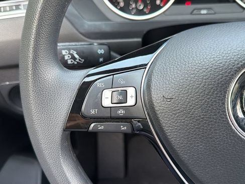 Used 2020 Volkswagen Tiguan S FWD image 21