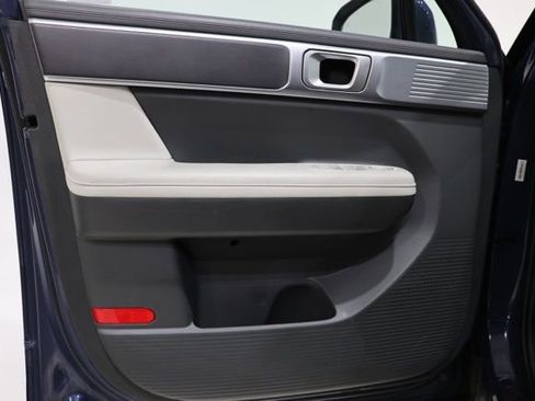 Used 2025 Hyundai Santa Fe SEL FWD image 18