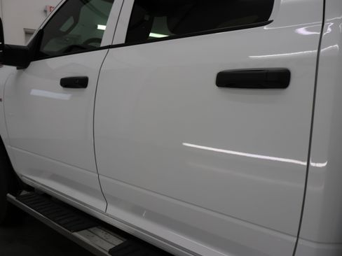 Used 2024 RAM 3500 Tradesman w/ Chrome Appearance Group image 33