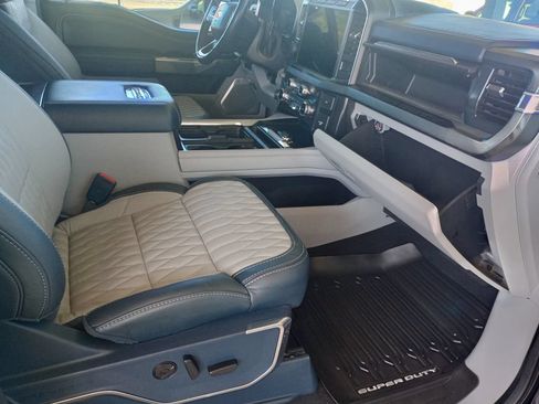 Used 2024 Ford F250 Limited w/ FX4 Off-Road Package AWD/4WD image 11