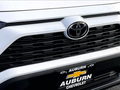 Used 2024 Toyota RAV4 LE image 28