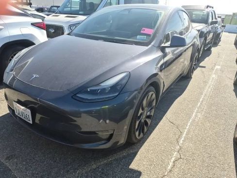 Used 2023 Tesla Model Y Performance AWD/4WD image 5