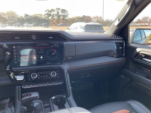 Used 2024 GMC Sierra 1500 AT4 w/ AT4 Premium Package image 25