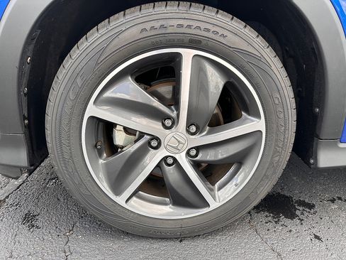 Used 2022 Honda HR-V EX-L image 9