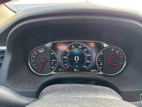 Used 2017 GMC Acadia Denali w/ Technology Package image 12