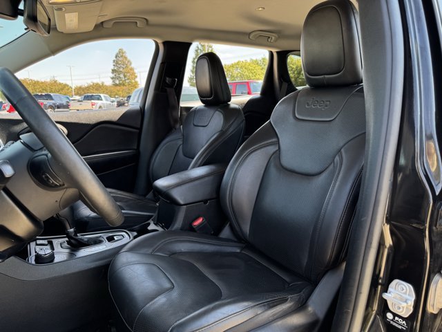 Used 2021 Jeep Cherokee Latitude Lux w/ Trailer Tow Group AWD/4WD image 25