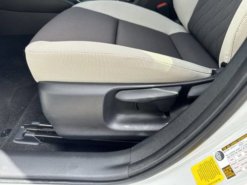 Used 2026 Toyota Corolla LE w/ LE Premium Package FWD image 22