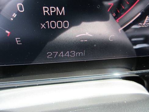 Certified 2025 GMC Yukon XL Denali w/ Sun & Power Step Package AWD/4WD image 35