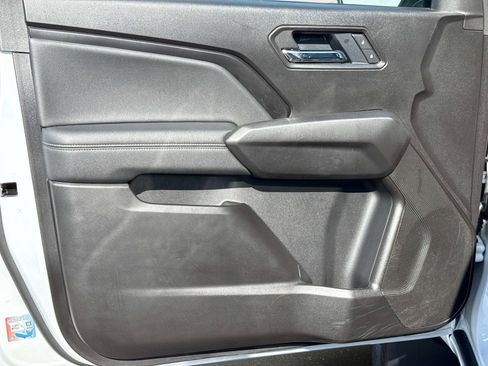 Used 2025 GMC Canyon Elevation w/ Convenience Package AWD/4WD image 19
