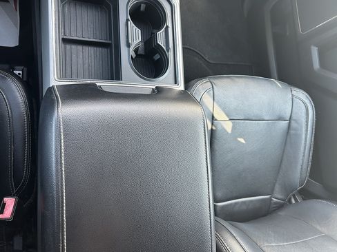 Used 2018 Ford F350 Lariat w/ Lariat Value Package AWD/4WD image 15