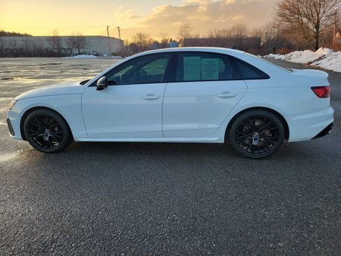 Used 2021 Audi S4 Premium Plus w/ Premium Plus Package image 2