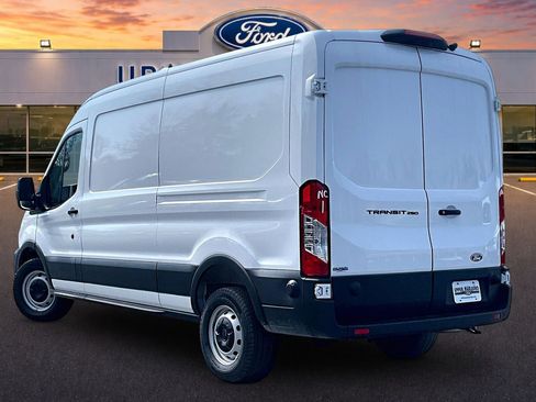 New 2026 Ford Transit 250 148 Medium Roof w/ Load Area Protection Package RWD image 3
